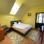 Rábensteiner Panzió 3* Fertőd