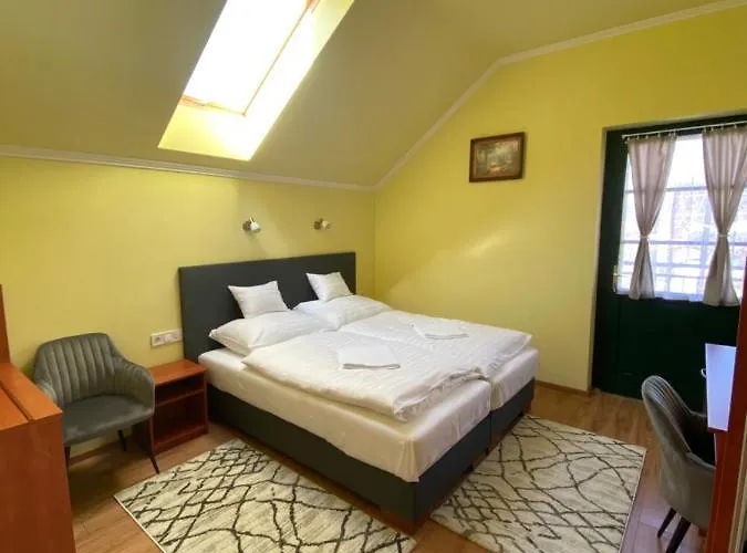 Rabensteiner Panzio 4* Fertőd